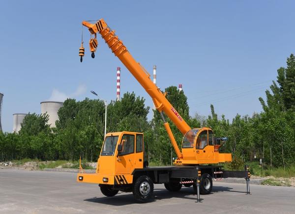 8噸吊車(chē)