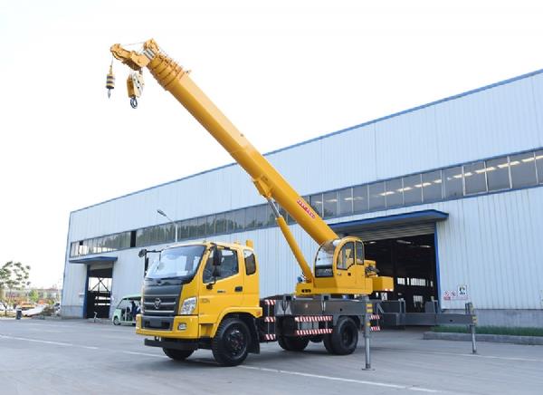 12噸吊車(chē)